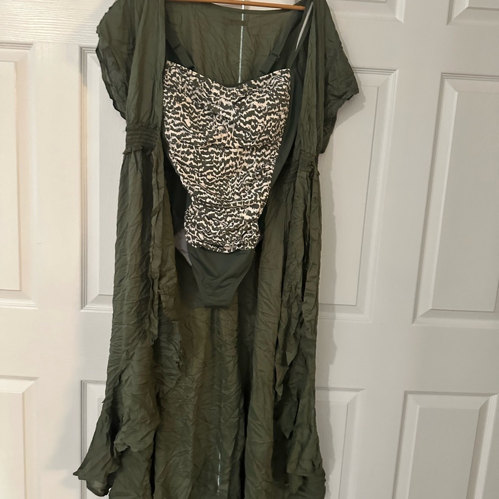 Lascana one piece bathing suit 10Dd with cover up one size